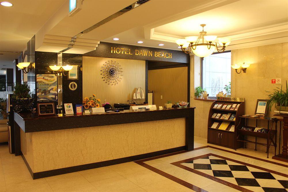 Dawn Beach Hotel ปูซาน ภายนอก รูปภาพ