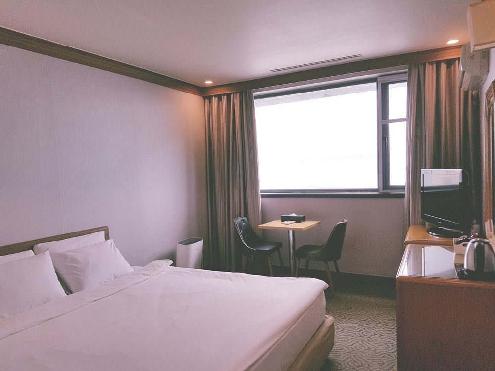 Dawn Beach Hotel ปูซาน ภายนอก รูปภาพ
