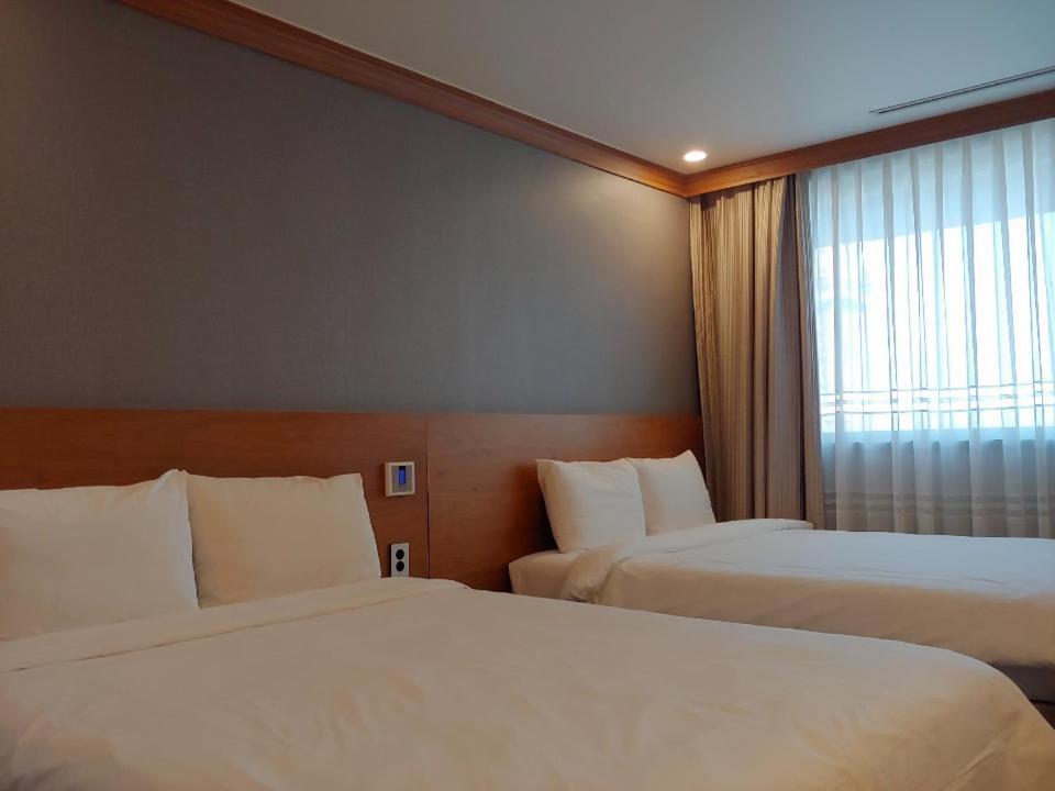 Dawn Beach Hotel ปูซาน ภายนอก รูปภาพ